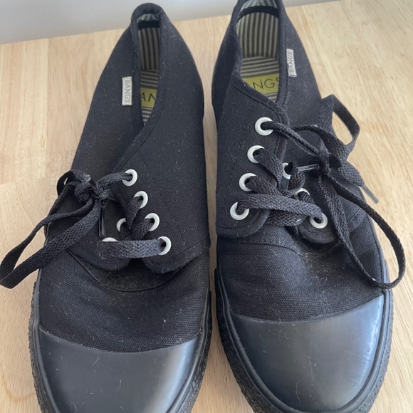 Bangs - Picture 3 of 3